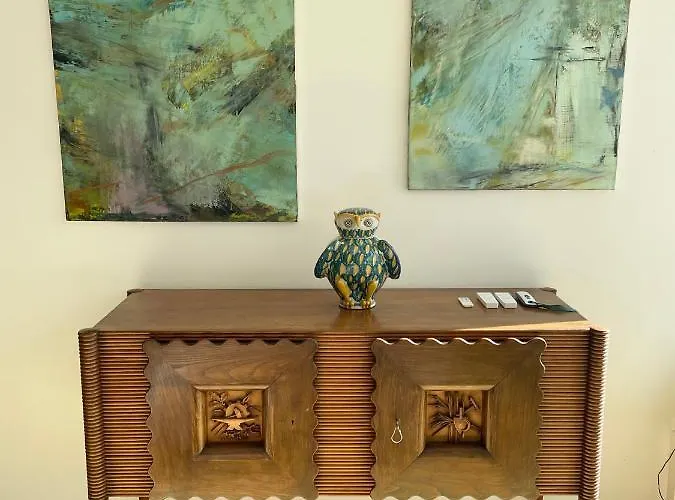 Stunning Design With Unique 180º Sea Views