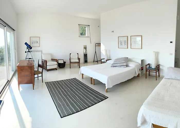 Stunning Design With Unique 180º Sea Views